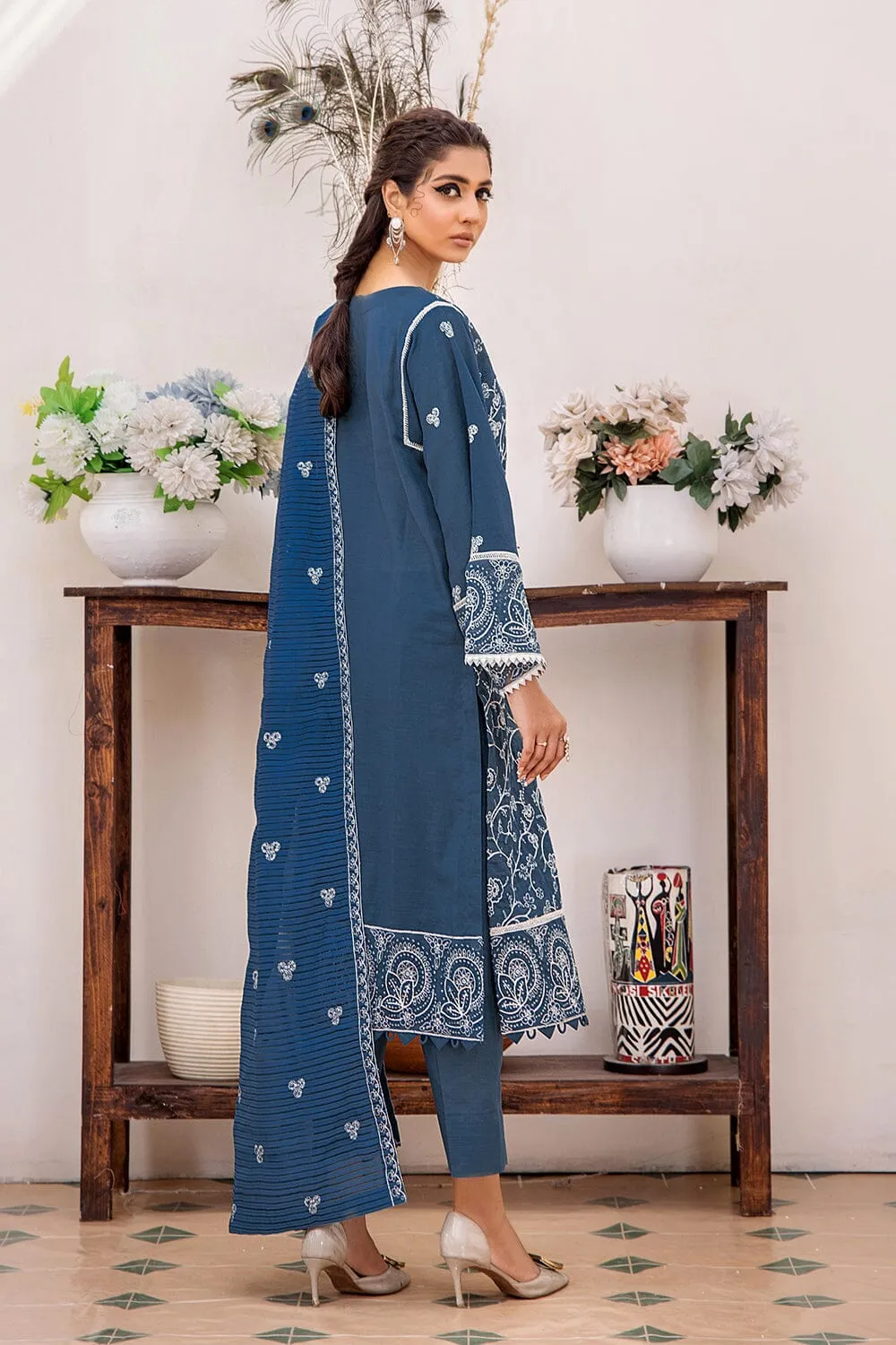 3 Pcs Unstitched Emb Khaddar Suit KKE-1615