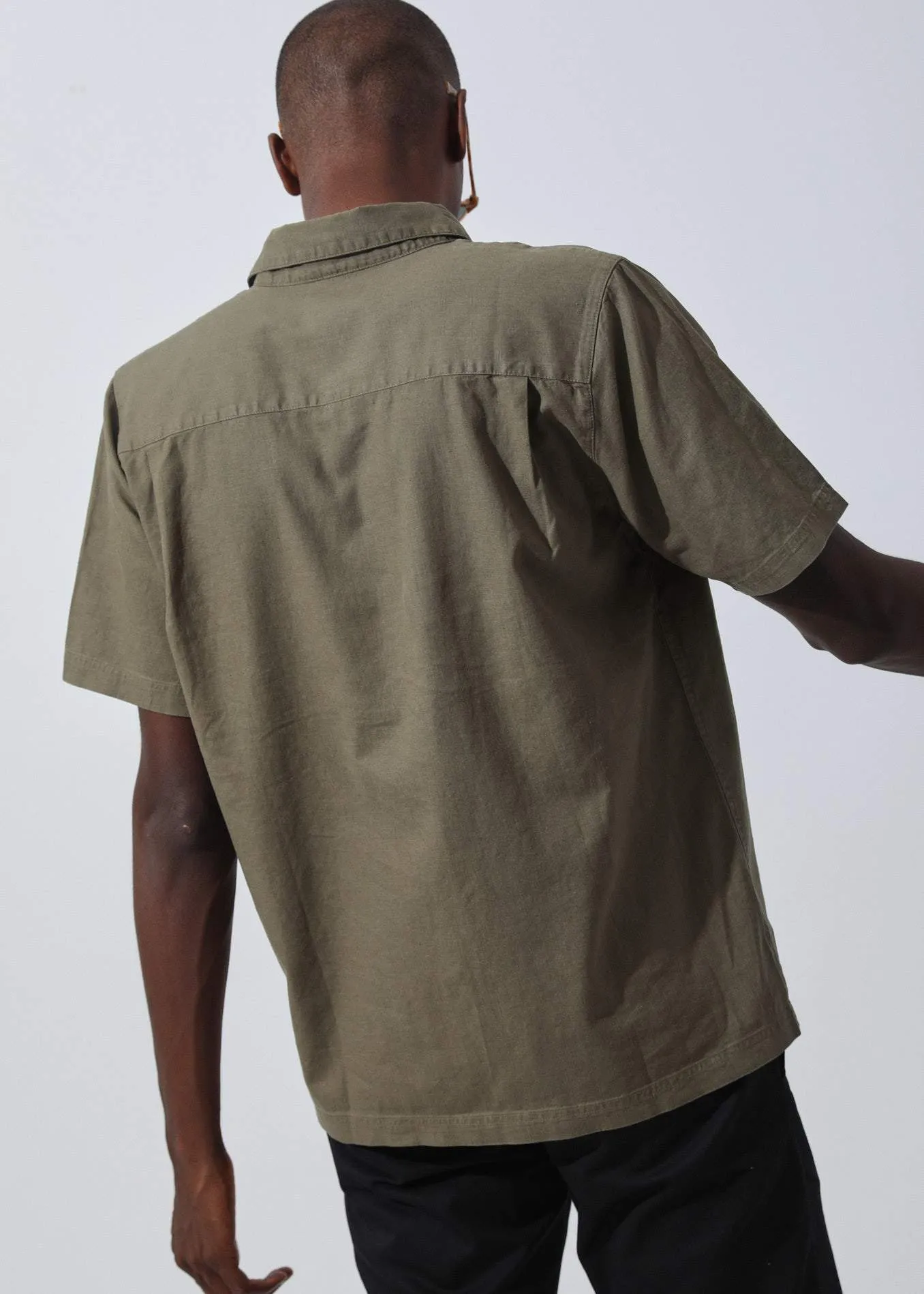 Afends Mens Day To Day - Hemp Short Sleeve Shirt - Burnt Olive