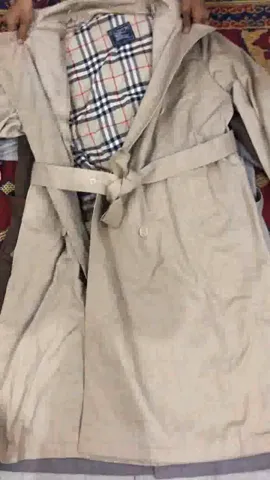 Authentic Burberry Trench coat 10 pec