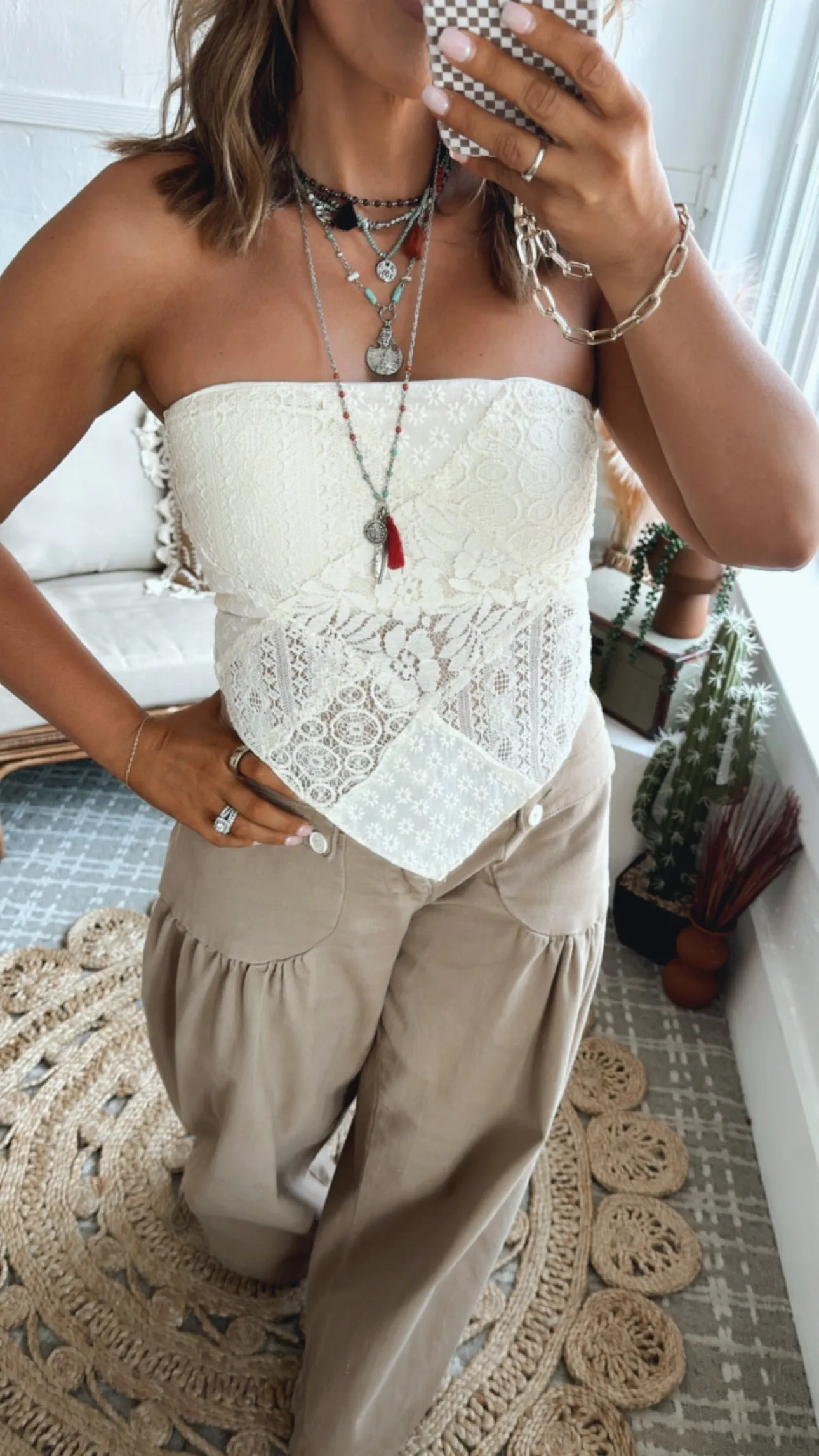 BY TOGETHER: Laurel Lace Tube Top, Cream