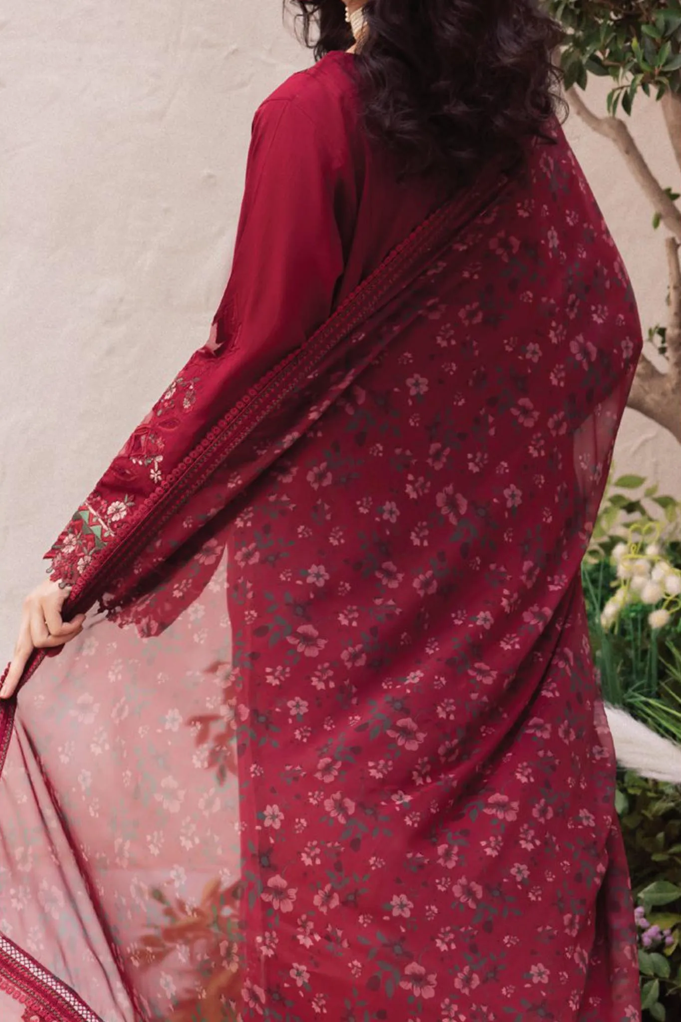 Dahlia by Iznik Unstitched 3 Piece Printed Lawn Collection'2024-DL-01-Gossamer