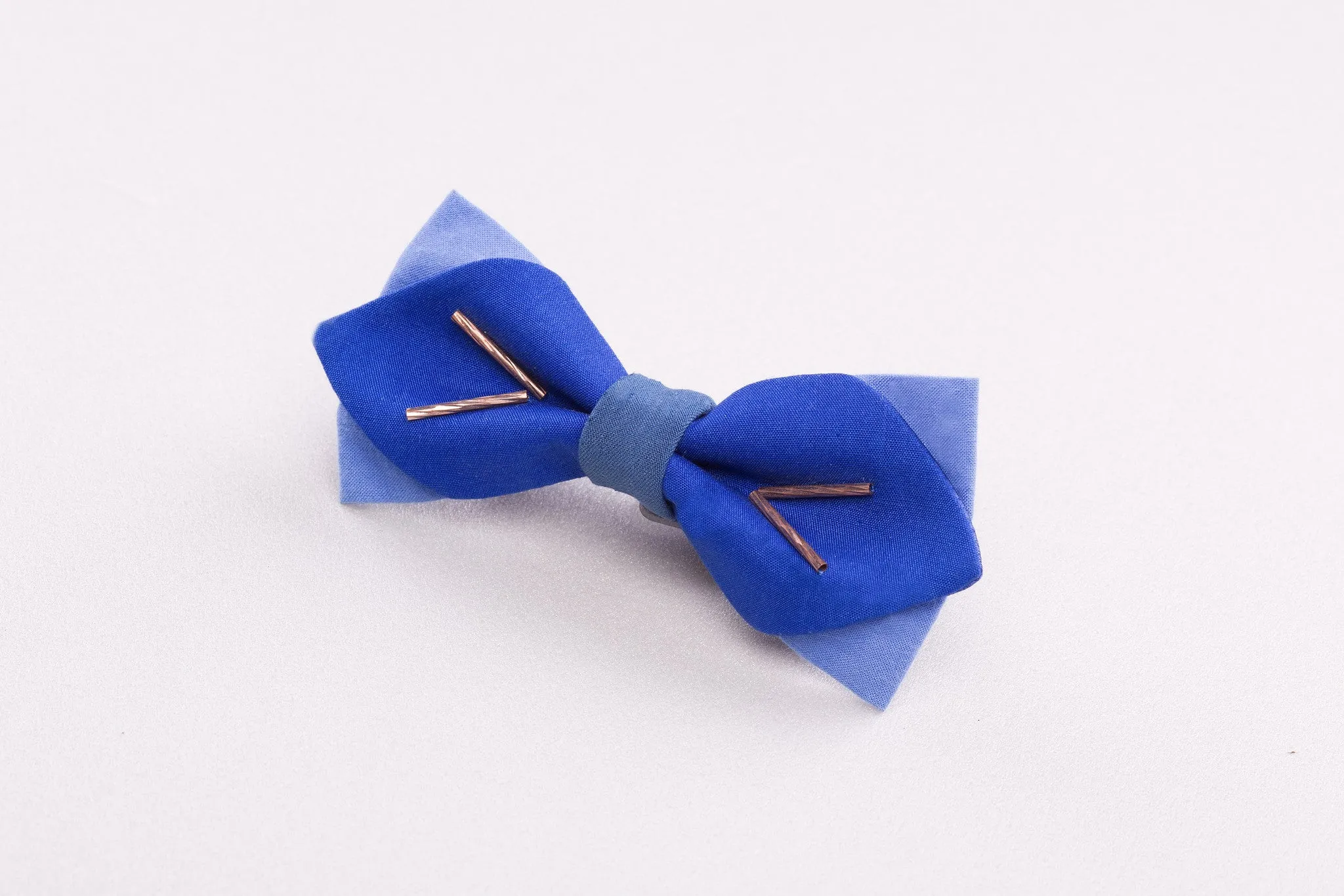 Diamond Tip Blue Bow tie