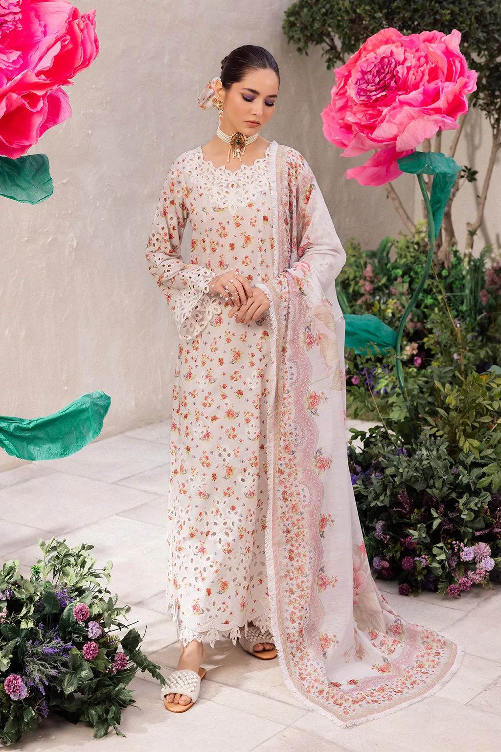 Iznik Dahlia Lawn Collection – DL-05 Embroidered Lawn