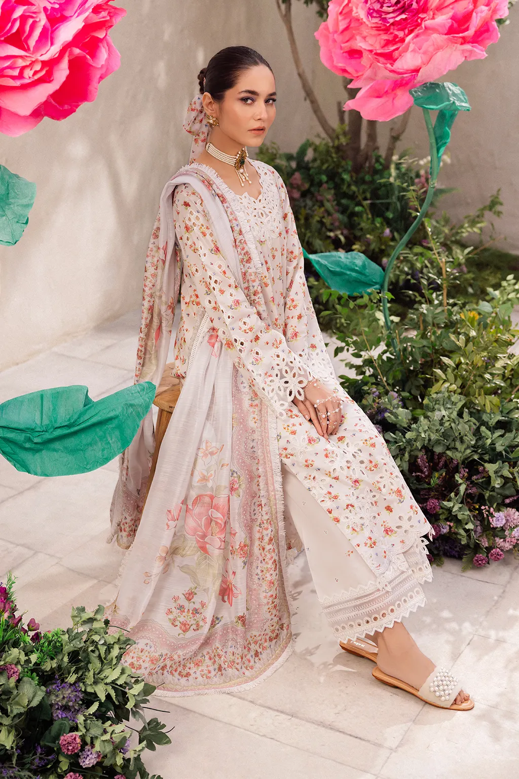 Iznik Dahlia Lawn Collection – DL-05 Embroidered Lawn