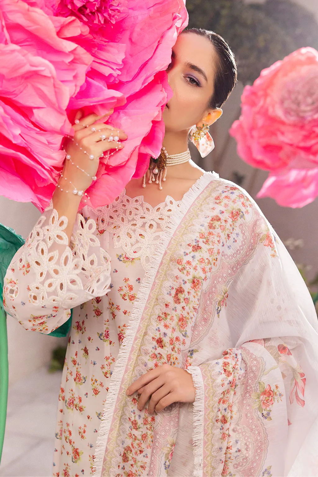 Iznik Dahlia Lawn Collection – DL-05 Embroidered Lawn