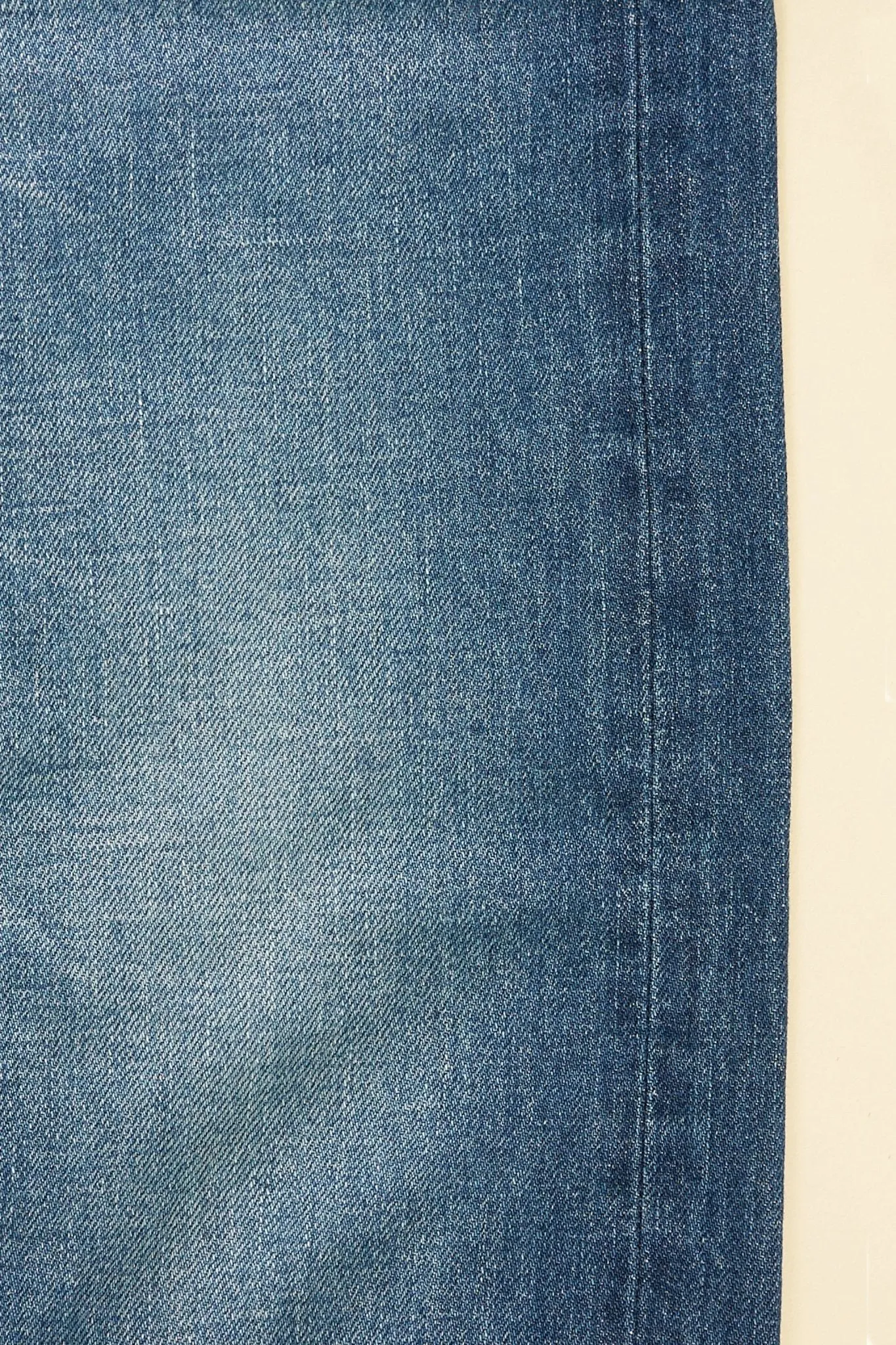 Japan Blue J401 US Classic Straight Mid Wash Selvedge Denim - 14.8oz