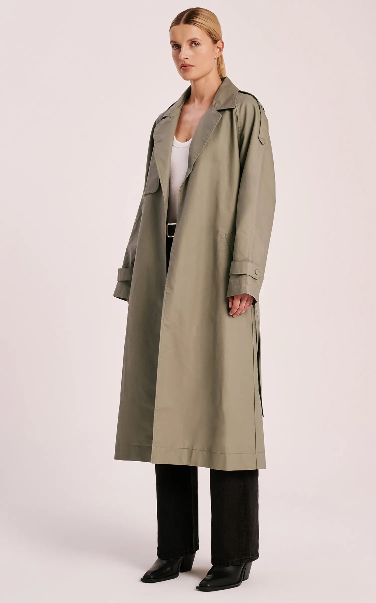 Nude Lucy Frieda Trench