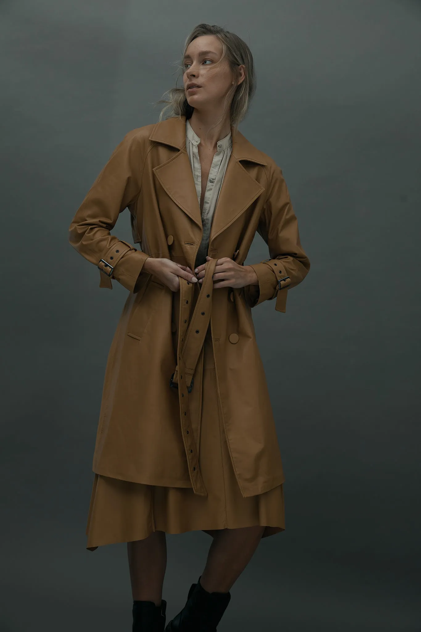 Soho Slouch Leather Trench Toasty Caramel Leather