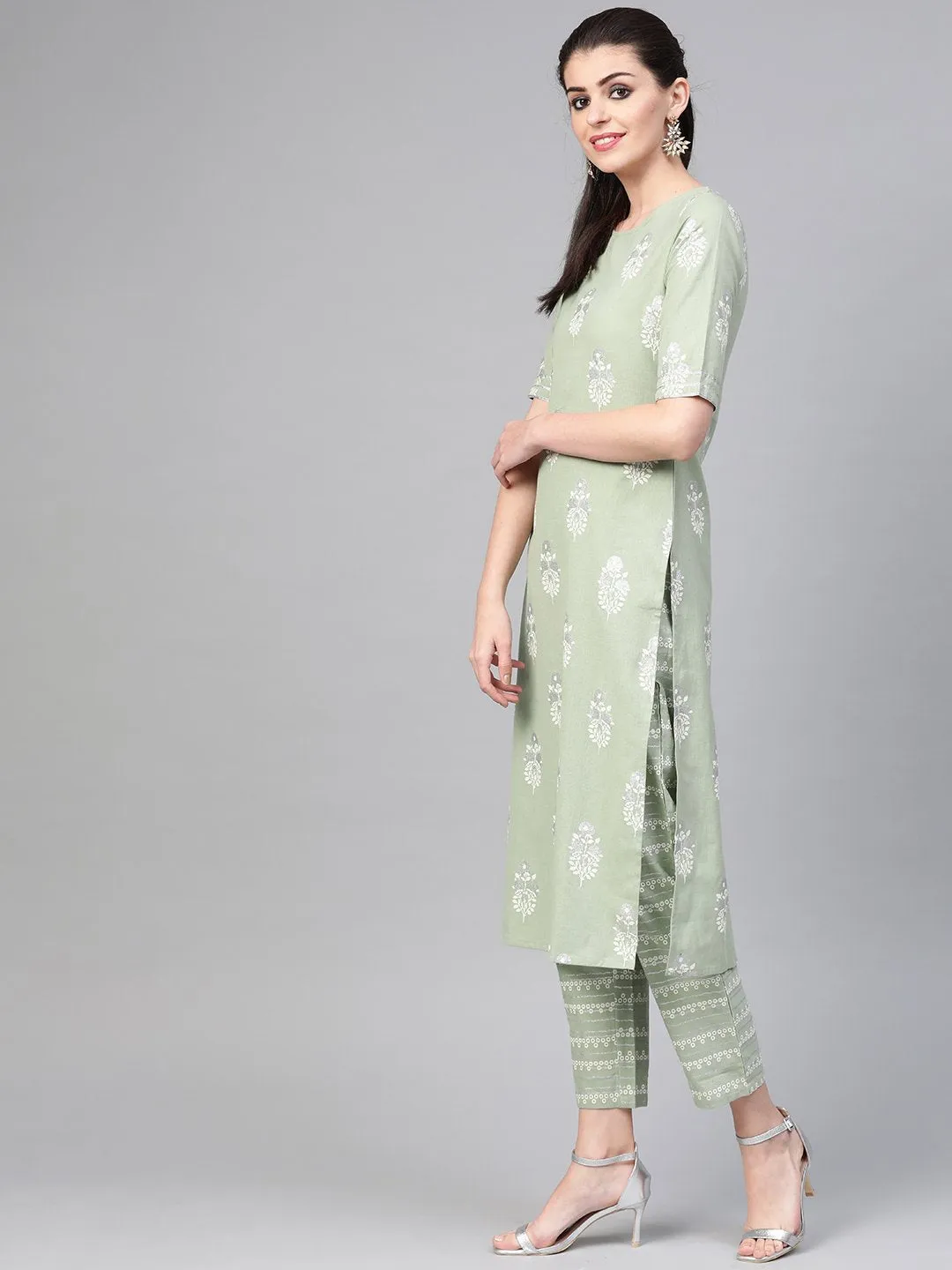 Women Green & White Straight Ethnic Motifs Printed Kurta And Trousers Set